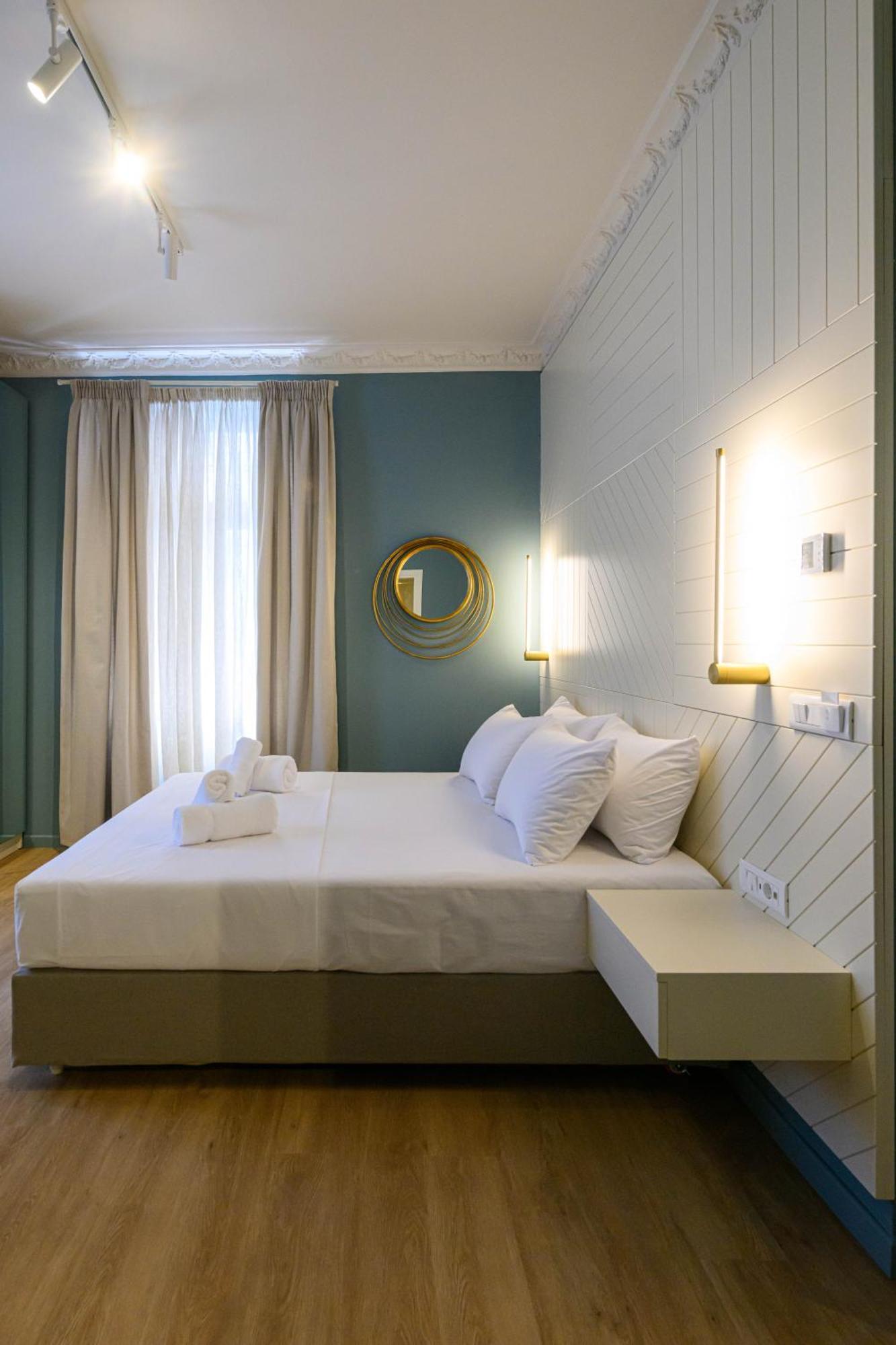 Blueblood - The Rooms Calamata Exterior foto