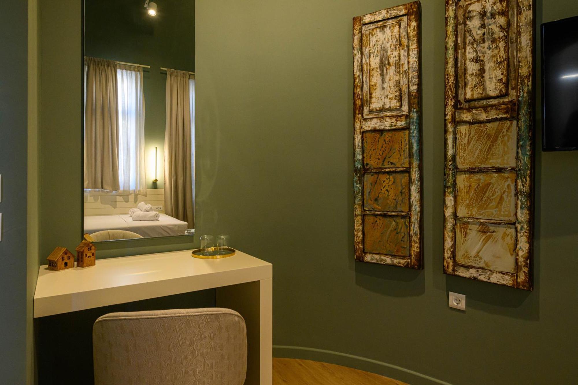 Blueblood - The Rooms Calamata Exterior foto